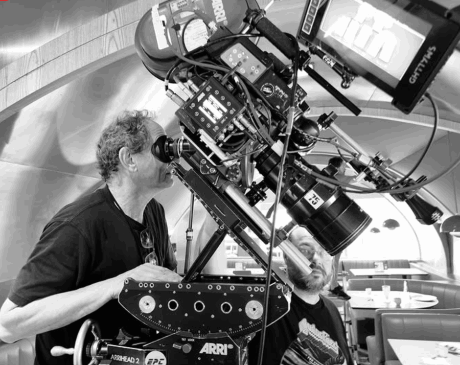 <p>Arranca el rodaje de ‘La cuidadora’, el nuevo filme para Netflix de Álex de la Iglesia, en 35 mm anamórfico. Es el histórico regreso de las actrices Carmen Maura y Blanca Suárez al universo del director.</p>
