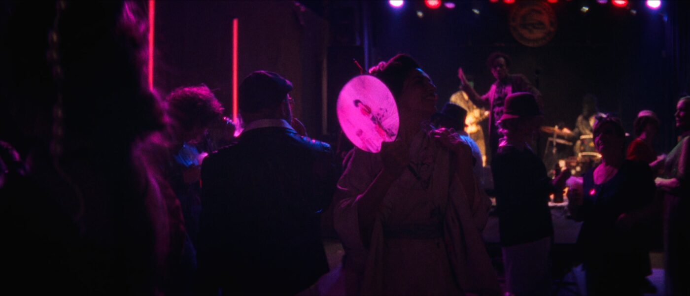 Fotograma de la comedia musical Cuántica Rave.