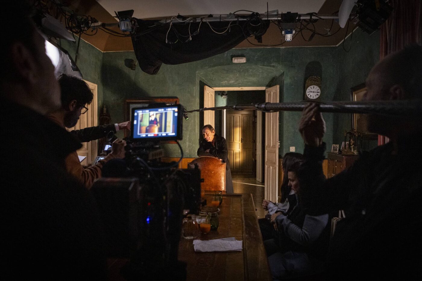 Imágenes del set de rodaje de 'La gran calumnia'. 