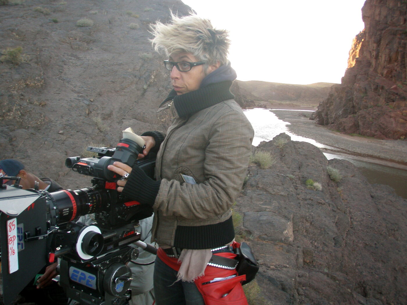 La directora de fotografía Raquel Fernández en set. 