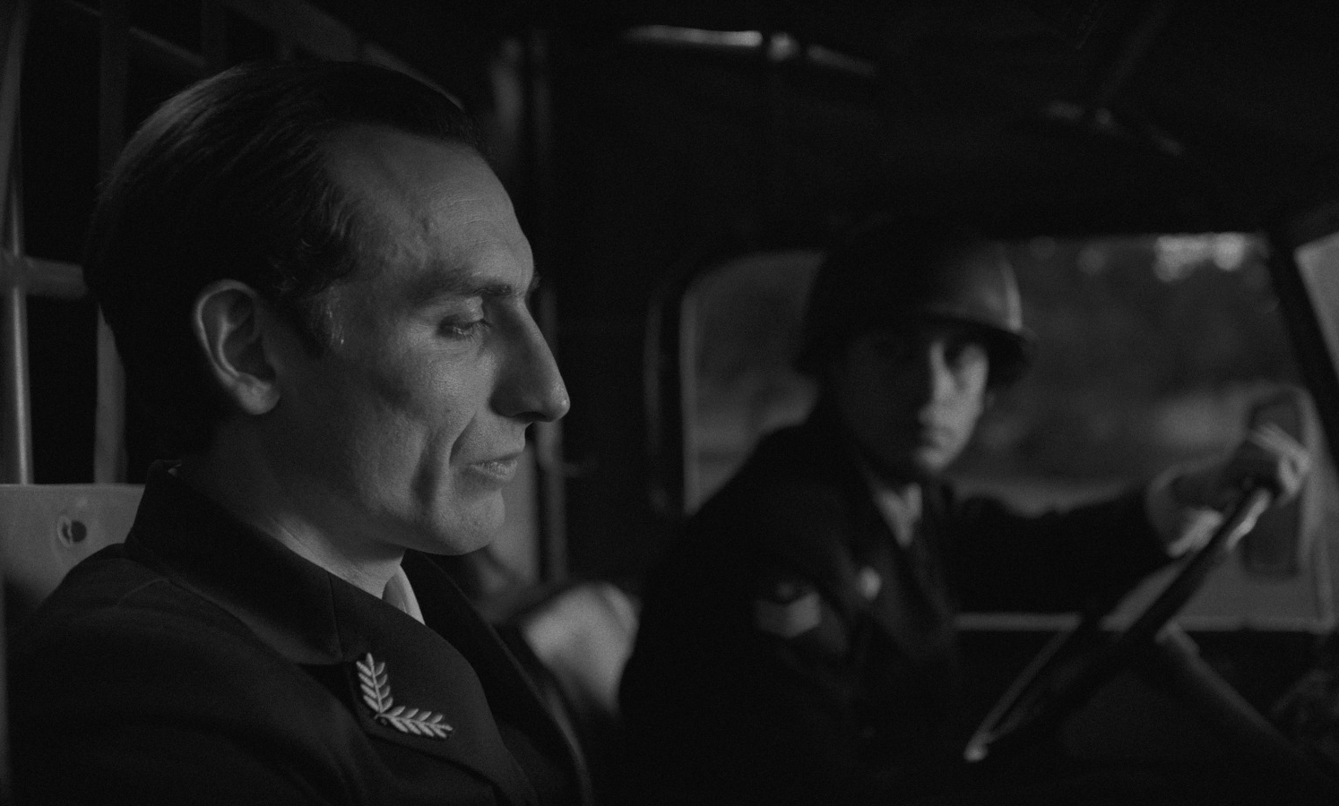 ‘Hangar Rojo’, una mirada en blanco y negro para retratar las sombras de la dictadura